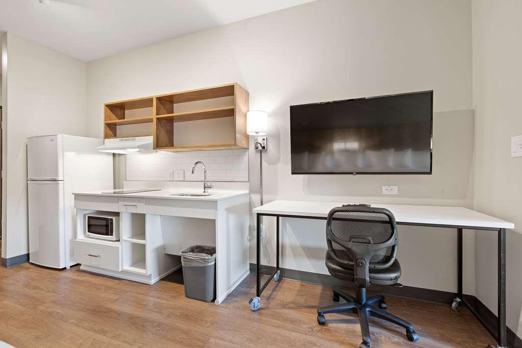 Extended Stay America Premier Suites - Daytona Beach - 오먼드 비치 객실 사진