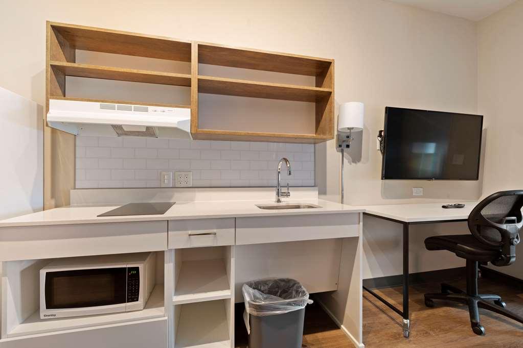 Extended Stay America Premier Suites - Daytona Beach - 오먼드 비치 객실 사진